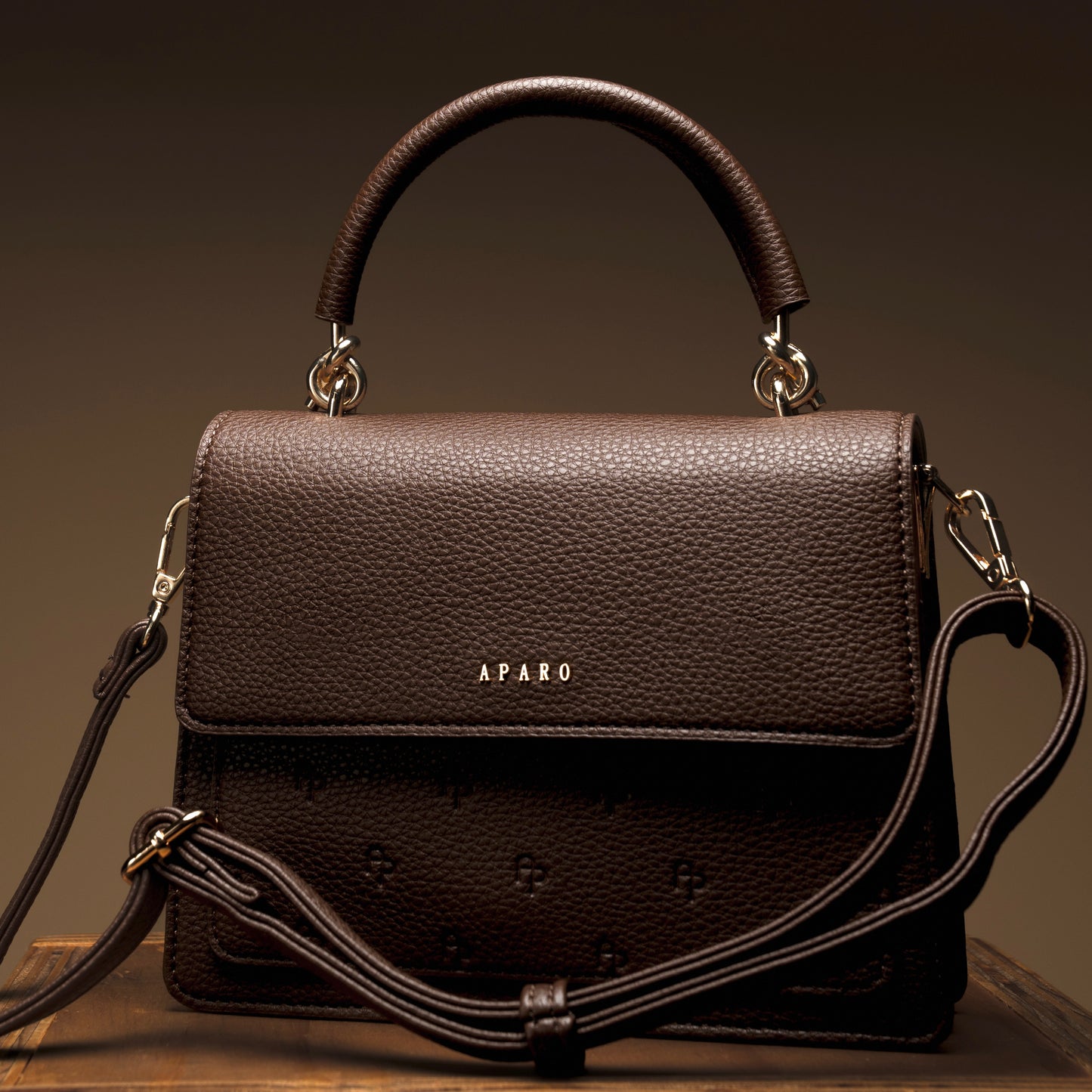 Amo Crossbody - Outlet Grade